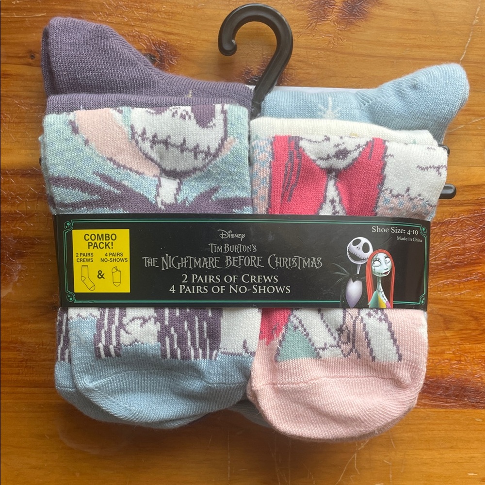 *OPEN TO OFFERS* Nightmare Before Christmas Combo 6-Pack Socks-Size 4-10